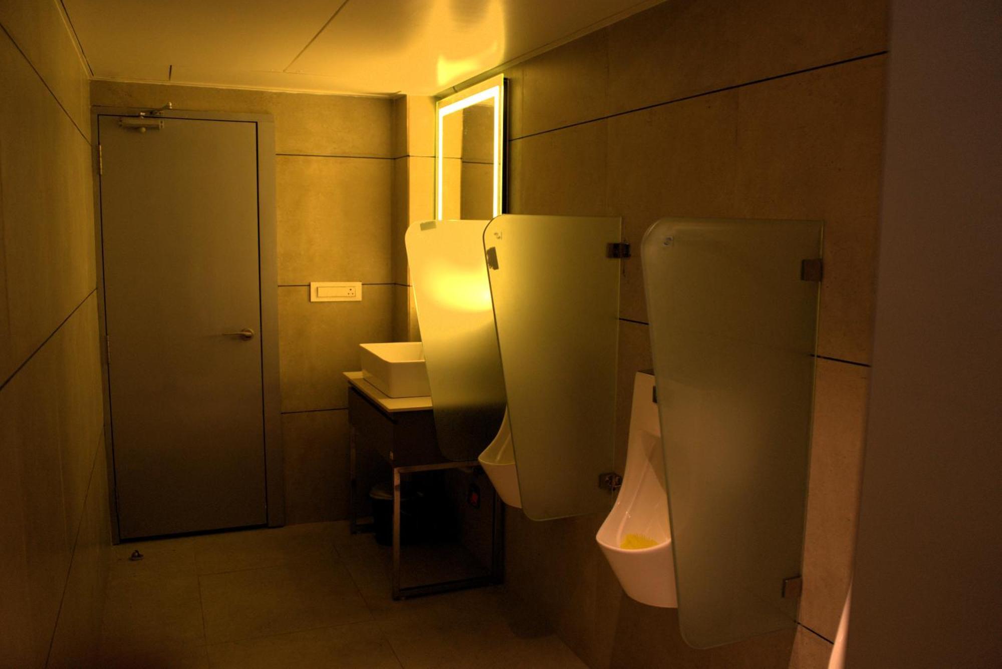 Hotel Tanisha Kishanganj Esterno foto