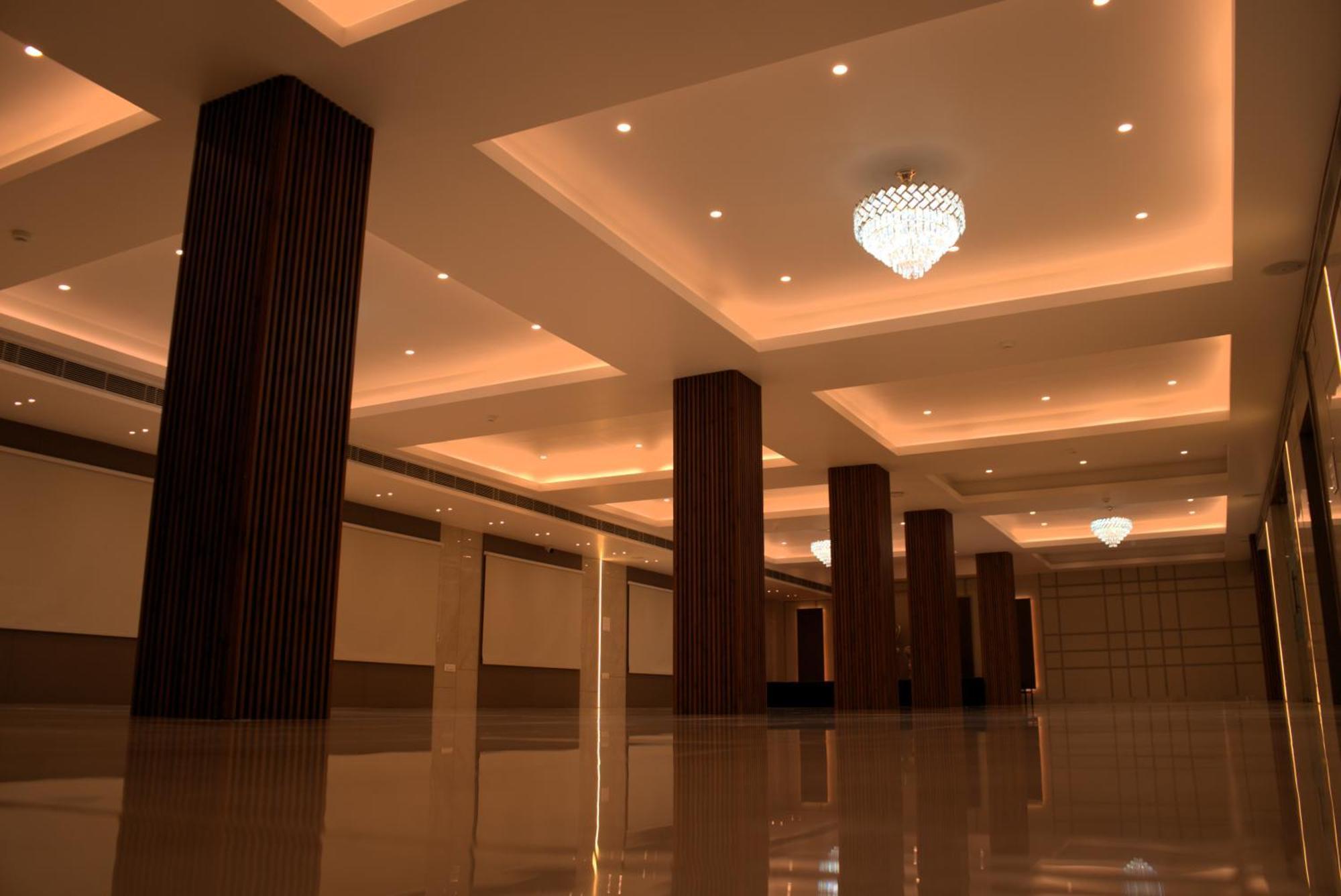 Hotel Tanisha Kishanganj Esterno foto