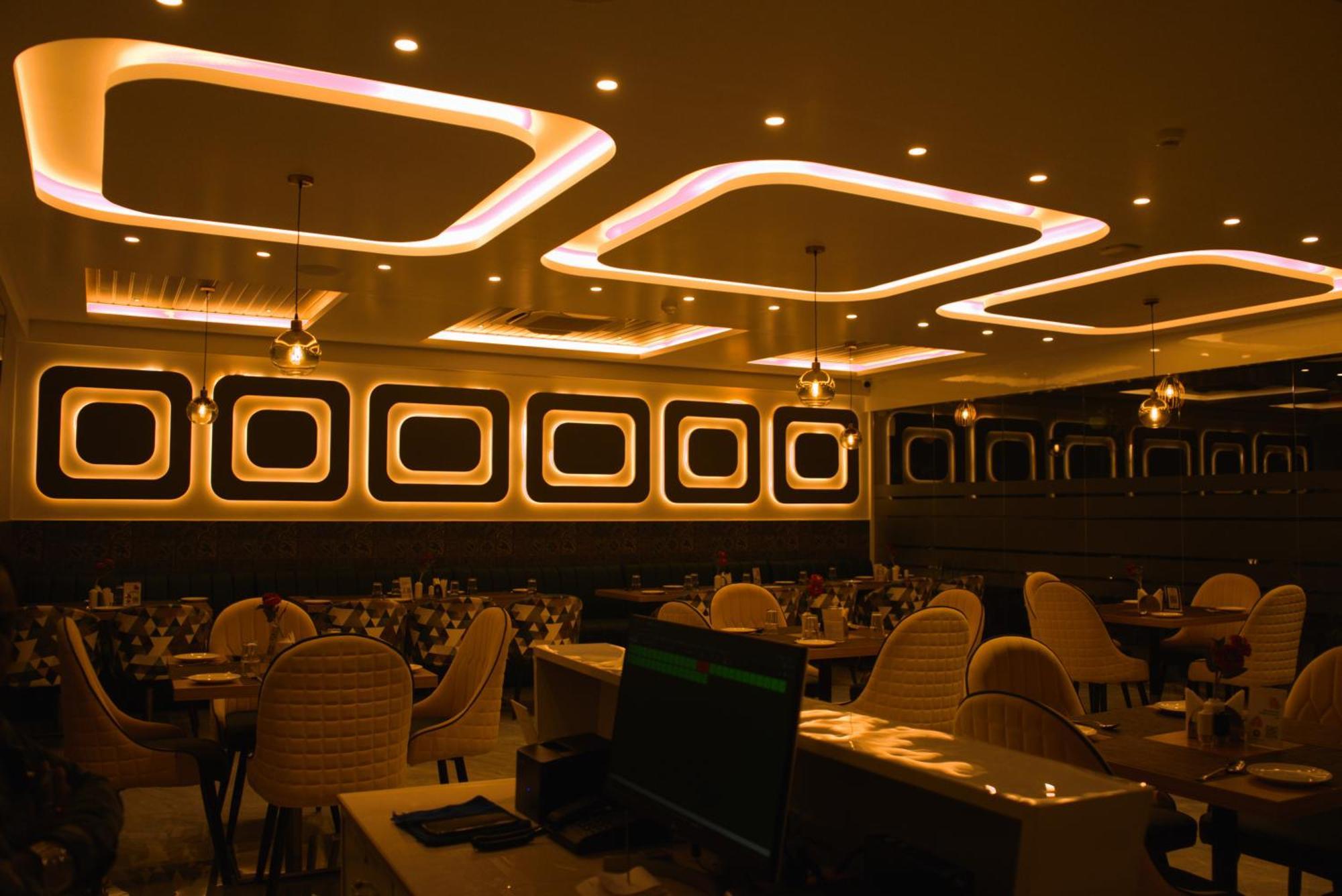 Hotel Tanisha Kishanganj Esterno foto