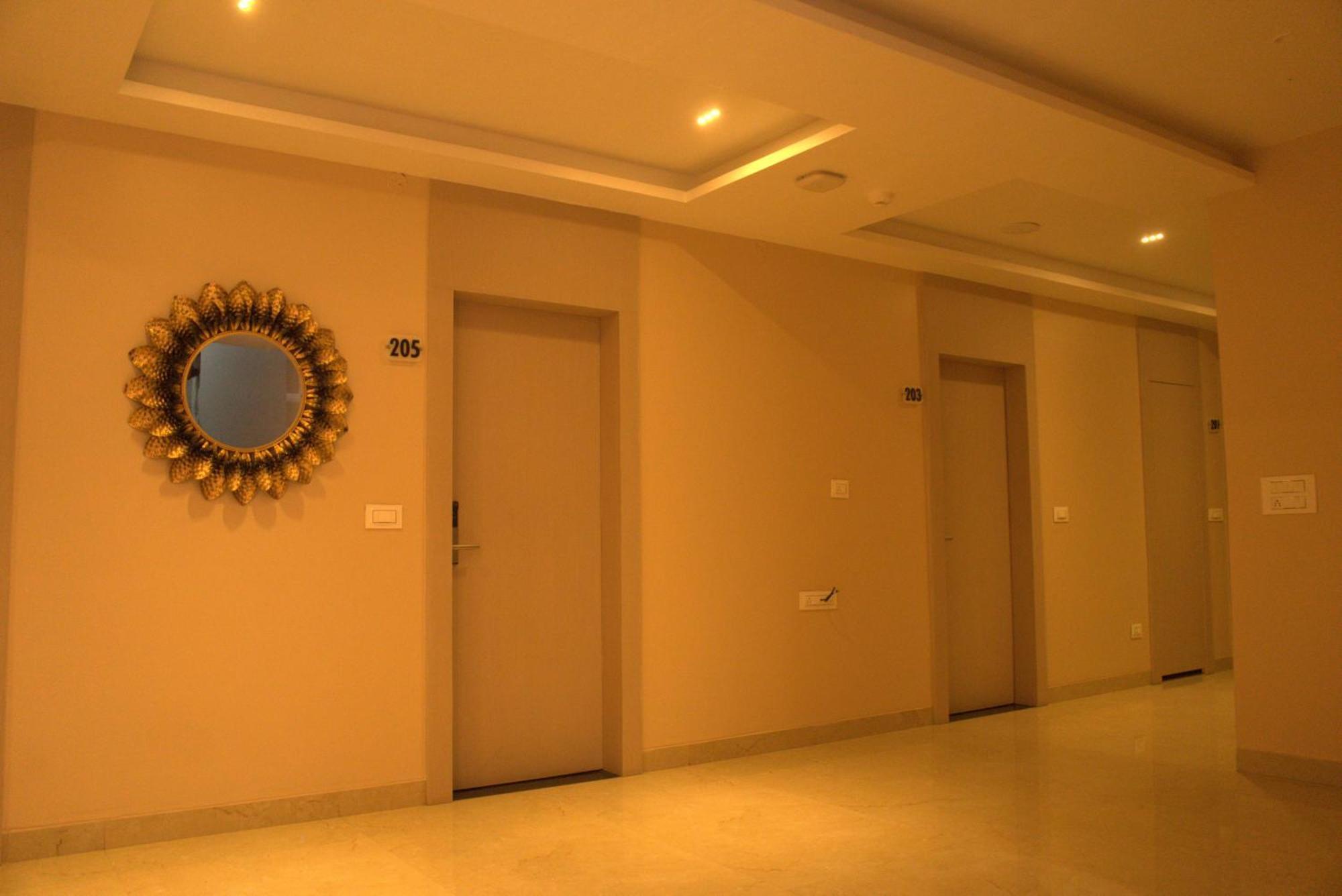 Hotel Tanisha Kishanganj Esterno foto